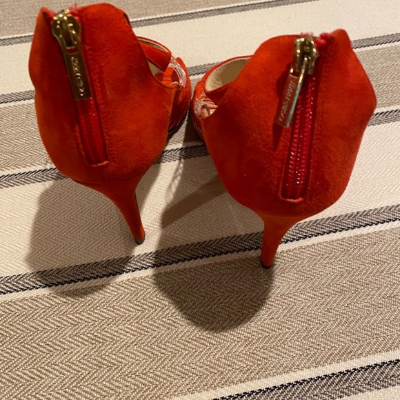 Jimmy Choo Orange sandals sz 39.5 - Picture 2 of 5